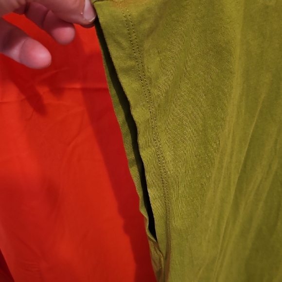 NWOT 1X CJ Banks Olive Green Short Sleeve Tee - Picture 7 of 12